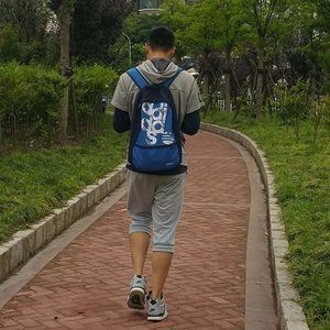 Meet your Posher, Henry